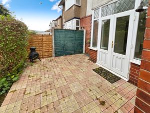 GARDEN- click for photo gallery